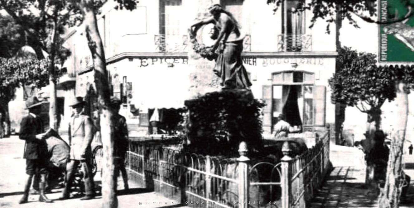 709- Oran - Plateau St Michel - Monument Hippolyte Giraud, ancien Maire2.jpg